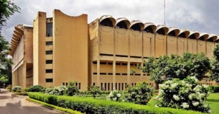 জাদুঘর খুলবে ১ নভেম্বর, চলছে পরিচ্ছন্নতার কাজ জাদুঘর খুলবে ১ নভেম্বর, চলছে পরিচ্ছন্নতার কাজ