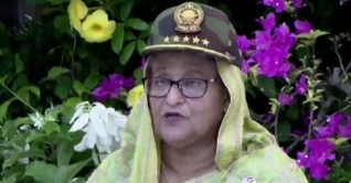 সরকার সবাইকে সুন্দরভাবে বাঁচার সুযোগ করে দেবে: প্রধানমন্ত্রী সরকার সবাইকে সুন্দরভাবে বাঁচার সুযোগ করে দেবে: প্রধানমন্ত্রী