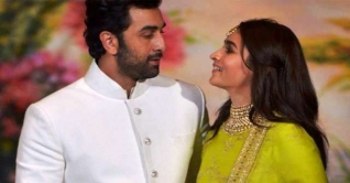 বিয়ের জন্য আরও সময় চান রণবীর-আলিয়া