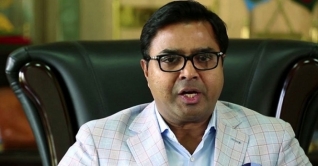 রিকশাচালকদের চায়ের আমন্ত্রণ ডিএসিসিসি মেয়রের