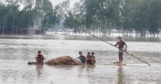 কুড়িগ্রামে বন্যার পানিতে ৬ লাখ মানুষ পানিবন্দি