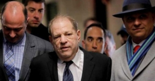 ধর্ষণ মামলায় হলিউড প্রযোজক হার্ভের ২৩ বছরের জেল