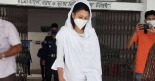 ফাঁসির রায়ের পরই গ্রেফতার হলেন মিন্নি ফাঁসির রায়ের পরই গ্রেফতার হলেন মিন্নি