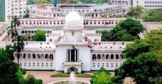 নারীকে বিবস্ত্র করে নির্যাতনের ভিডিও সরানোর নির্দেশ নারীকে বিবস্ত্র করে নির্যাতনের ভিডিও সরানোর নির্দেশ