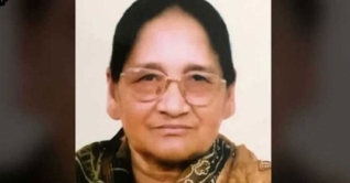 পল্লীগীতি সম্রাট আবদুল আলীমের স্ত্রীর ইন্তেকাল পল্লীগীতি সম্রাট আবদুল আলীমের স্ত্রীর ইন্তেকাল