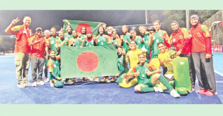 নারী হকি দলের ঐতিহাসিক জয়ে ক্রীড়া প্রতিমন্ত্রীর অভিনন্দন