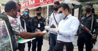 লকডাউনের নির্দেশনা মানাতে র‍্যাবের ভ্রাম্যমাণ আদালত