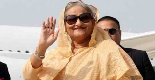 দেশের পথে প্রধানমন্ত্রী