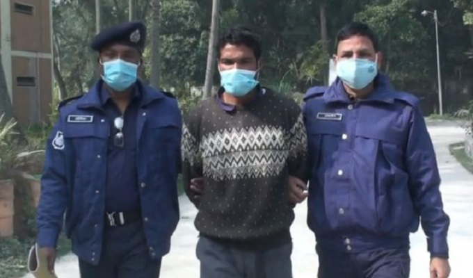 নাটোরে স্ত্রী হত্যার দায়ে ভ্যানচালক স্বামী গ্রেফতার