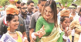 ‘কী খাব সেটাও ঠিক করে দিতে চাইছে‌ বিজেপি’