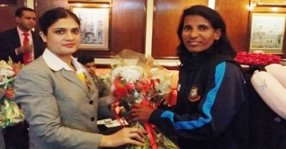 পাকিস্তান পৌঁছেছে বাংলাদেশ নারী ক্রিকেট দল পাকিস্তান পৌঁছেছে বাংলাদেশ নারী ক্রিকেট দল