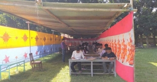 তাঁবুর নিচে শিক্ষার্থীদের সমাপনী পরীক্ষা