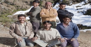 সব সহোদর ভাইদের এক স্ত্রী যে অঞ্চলের রীতি সব সহোদর ভাইদের এক স্ত্রী যে অঞ্চলের রীতি