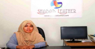 অদক্ষ নারীদের দক্ষ করে তুলতে চান মাকসুদা অদক্ষ নারীদের দক্ষ করে তুলতে চান মাকসুদা