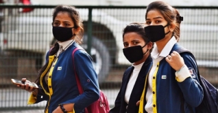 করোনার দ্বিতীয় ঢেউ ভারতে, একদিনে আক্রান্ত প্রায় ৪৭ হাজার করোনার দ্বিতীয় ঢেউ ভারতে, একদিনে আক্রান্ত প্রায় ৪৭ হাজার