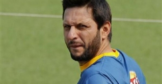 করোনাভাইরাসে আক্রান্ত শাহিদ আফ্রিদি করোনাভাইরাসে আক্রান্ত শাহিদ আফ্রিদি