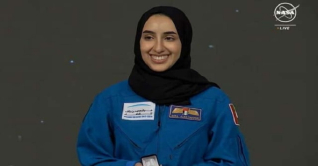 মহাকাশ অভিযানে যাচ্ছেন প্রথম আরব নারী নোরা