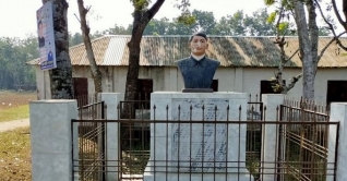 কুষ্টিয়ায় ব্রিটিশবিরোধী বিপ্লবী বাঘা যতীনের ভাস্কর্য ভাঙচুর