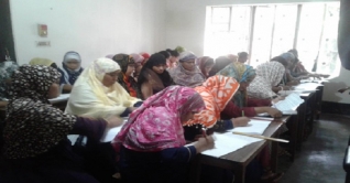 ভোলায় বেকার নারীদের কর্মসংস্থানে নানা উদ্যোগ