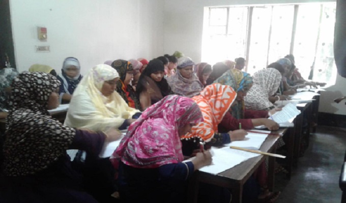 ভোলায় বেকার নারীদের আত্বকর্মসংস্থানে উদ্যোগ