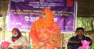 কুমিল্লার দেবিদ্বারে তথ্য আপার উঠান বৈঠক