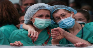 করোনা সংক্রমণ বাড়ায় মাস্ক পরার নির্দেশ কিয়েভে