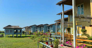 ঈদের ছুটিতে ঘুরে বেড়াতে পারেন ঢাকার কাছেই