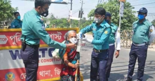 স্বাস্থ্যবিধি নিশ্চিত করতে আজ থেকে মাঠে থাকবে পুলিশ স্বাস্থ্যবিধি নিশ্চিত করতে আজ থেকে মাঠে থাকবে পুলিশ