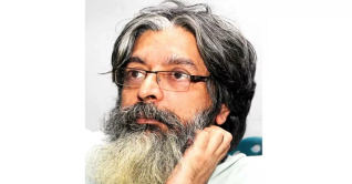 বিশিষ্ট প্রচ্ছদ শিল্পী ধ্রুব এষ আইসিইউতে বিশিষ্ট প্রচ্ছদ শিল্পী ধ্রুব এষ আইসিইউতে