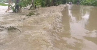 কুমিল্লায় গোমতীর পানি বৃদ্ধি অব্যাহত, বন্যার আশঙ্কা