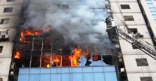 এফ আর টাওয়ারে আগুন: যেভাবে বাঁচলেন পারভিন