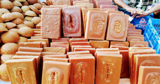 খাঁটি খেজুর গুড় চিনে নিন খাঁটি খেজুর গুড় চিনে নিন