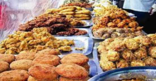 মিরপুরে ইফতার বাজার, ক্রেতার ভীড়ে মুখরিত