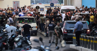 লেবাননে পেজার বিস্ফোরণে ১ কন্যাশিশুসহ নিহত ৯ লেবাননে পেজার বিস্ফোরণে ১ কন্যাশিশুসহ নিহত ৯