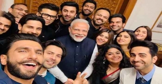 বলিউড তারকাদের সঙ্গে সাক্ষাৎ করলেন নরেন্দ্র মোদি