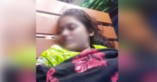 পুলিশ কনস্টেবলের স্ত্রীর মৃত্যু নিয়ে ‘রহস্য’