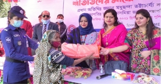 নীলফামারীতে পুনাকের শীতবস্ত্র বিতরণ