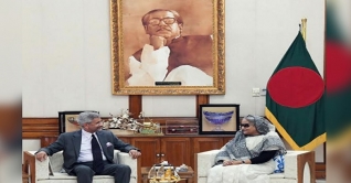 প্রধানমন্ত্রীকে ভারত সফরে মোদীর আমন্ত্রণ প্রধানমন্ত্রীকে ভারত সফরে মোদীর আমন্ত্রণ