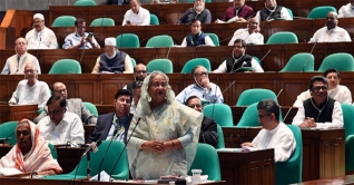 অপরাধী যে দলেরই হোক ছাড় পাবে না : প্রধানমন্ত্রী অপরাধী যে দলেরই হোক ছাড় পাবে না : প্রধানমন্ত্রী