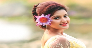 ধর্ষণ ও হত্যাচেষ্টা: মামলা করলেন পরীমনি