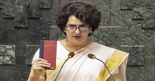 সংসদ সদস্য হিসেবে শপথ নিলেন প্রিয়াঙ্কা সংসদ সদস্য হিসেবে শপথ নিলেন প্রিয়াঙ্কা