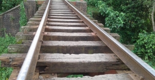 আখাউড়ায় ট্রেনে কাটা পড়ে নারীর মৃত্যু