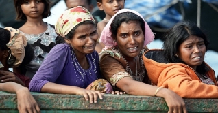 রোহিঙ্গাদের ফিরিয়ে নিতে মিয়ানমারকে চাপ প্রয়োগের আহবান রোহিঙ্গাদের ফিরিয়ে নিতে মিয়ানমারকে চাপ প্রয়োগের আহবান