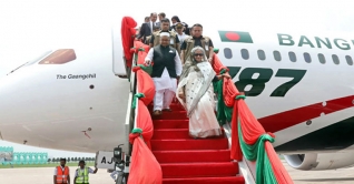বিমানের ড্রিমলাইনার উদ্বোধন প্রধানমন্ত্রীর বিমানের ড্রিমলাইনার উদ্বোধন প্রধানমন্ত্রীর
