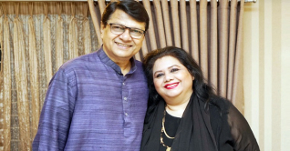 ভারতে ‘আজীবন সম্মাননা’ পেলেন রুনা-আলমগীর ভারতে ‘আজীবন সম্মাননা’ পেলেন রুনা-আলমগীর