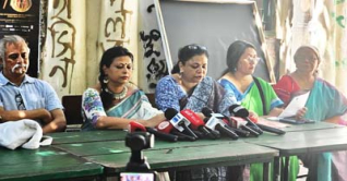 ‘গণধর্ষণের’ হুমকি দেওয়া ছাত্রের দৃষ্টান্তমূলক শাস্তি দাবি ‘গণধর্ষণের’ হুমকি দেওয়া ছাত্রের দৃষ্টান্তমূলক শাস্তি দাবি