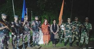 দুই বাংলাদেশি নারীকে ফেরত দিল বিএসএফ দুই বাংলাদেশি নারীকে ফেরত দিল বিএসএফ
