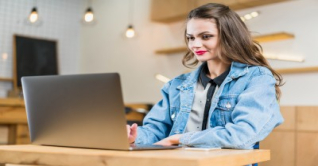 দীর্ঘদিন ল্যাপটপ ভালো রাখতে যেসব কাজ করবেন না