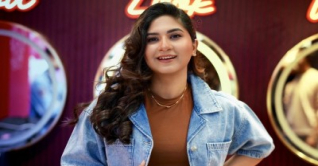 দোয়া চাইলেন বিরল রোগে আক্রান্ত স্পর্শিয়া দোয়া চাইলেন বিরল রোগে আক্রান্ত স্পর্শিয়া