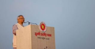 ‘গভীর সমুদ্রবন্দর নির্মাণ করলে সিঙ্গাপুর যেতে হবে না’